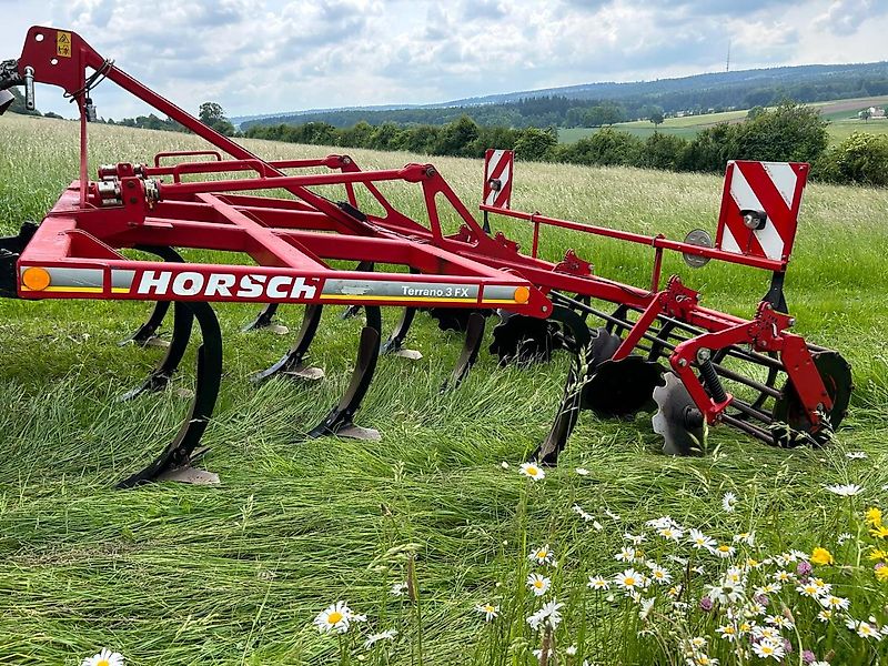 Horsch Horsch Grubber 3m Terrano 3 FX mit Pakerwalze Rohrpakerwalze Nivilierscheiben Neue Scharspitzen