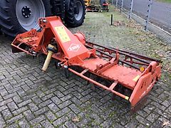 Kuhn HrB 302 D