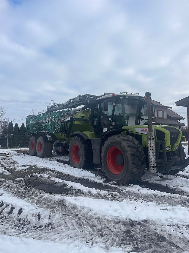 Claas XERION 3800