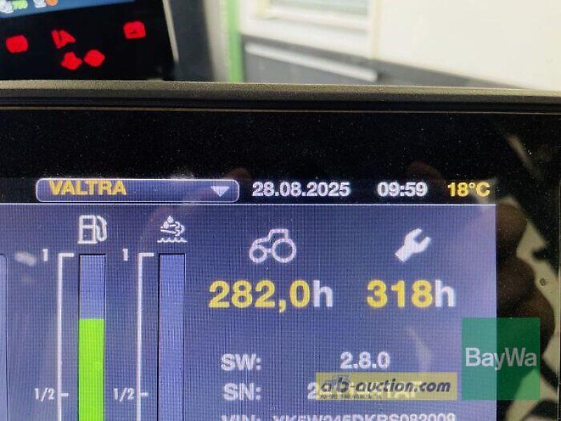 Valtra Q245