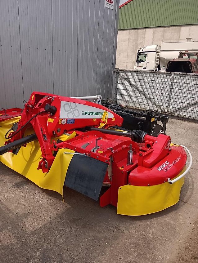 Pöttinger NOVACAT 301 Alpha Motion Pro Aufbereiter