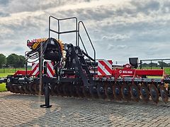 Metal-fach U710 6m Schijveneg, Overjarig, 18 ha gedaan, A-kwaliteit bouw!