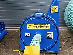 Dozamech Getreidebrecher / Grain crusher / Broyeur à grains / Trituratore / Измельчитель / Trzykomorowy rozdrabniacz bijakowy ssąco-tłoczący