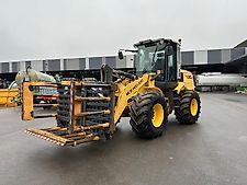New Holland W 130 B