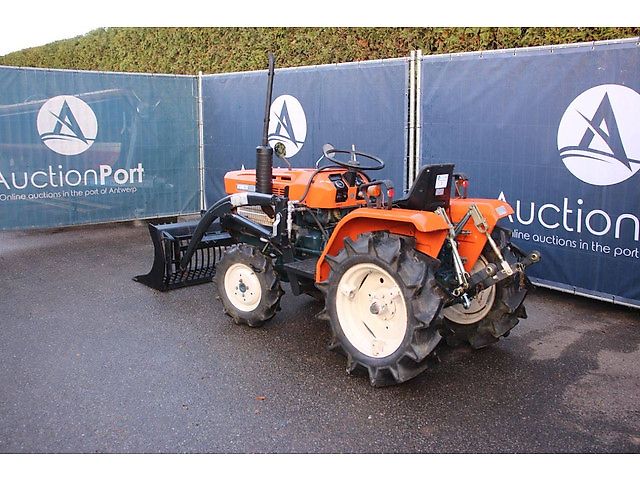 Kubota B1500DT