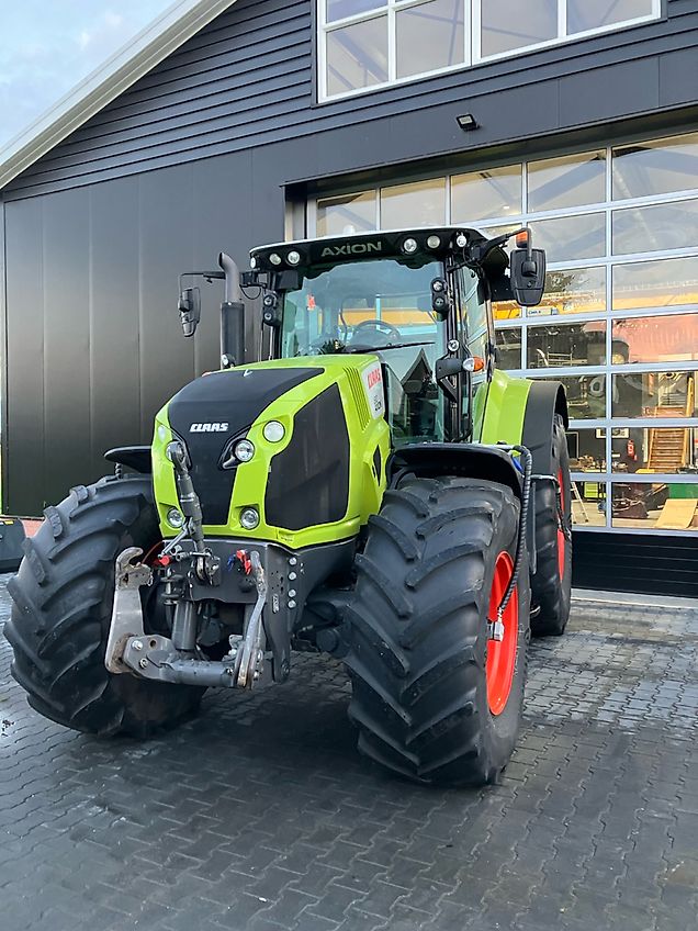 Claas Axion 810 c matic