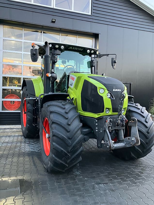Claas Axion 810 c matic