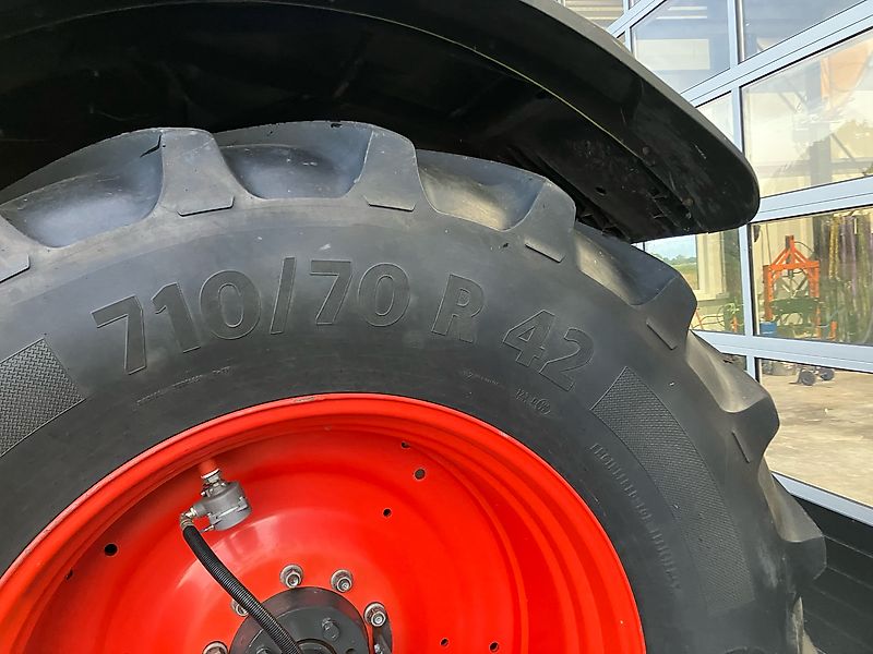 Claas Axion 810 c matic