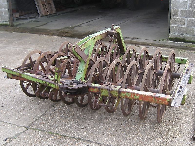 Dowdeswell/Tigges 9 10