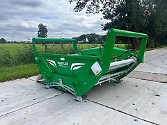 Hustler LX104