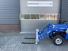 Combi Palletdrager / Palletvork 750 kg verstelbaar voor 3-punt en voorlader Solis / Farmtrac