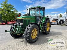John Deere 7700