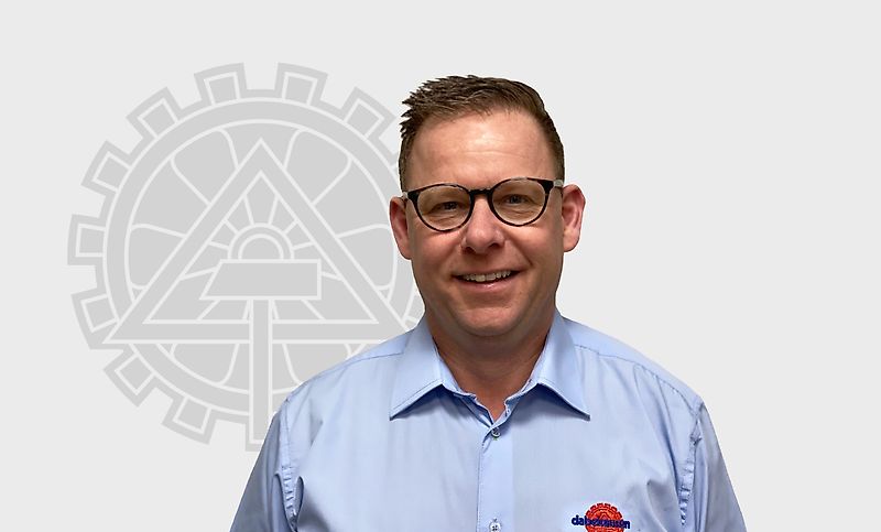 Contact Mr. Jac Peeters