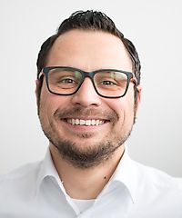 Contact Mr. Simon Hofmann