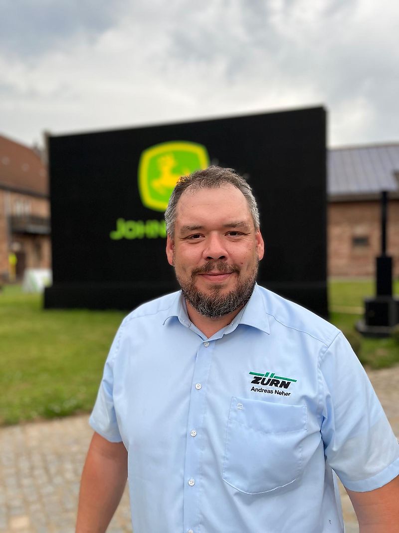 Contact Mr. Andreas Neher